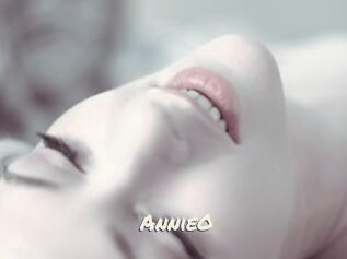 AnnieO