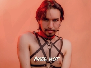Axel_hot