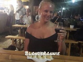 BlondeRonnie