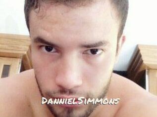 Danniel_Simmons