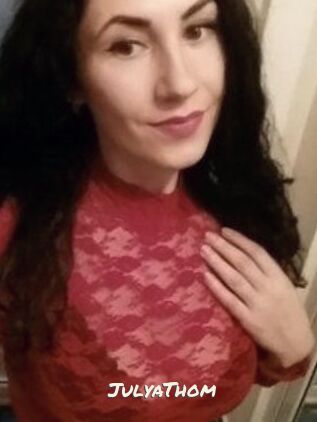 JulyaThom