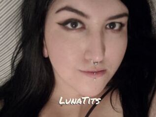 LunaTits