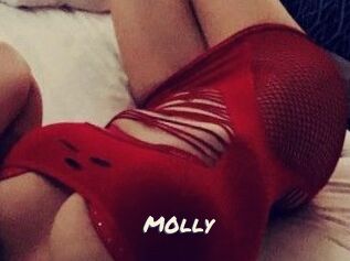 M0lly