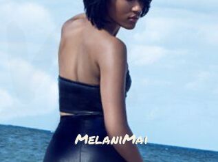 MelaniMai