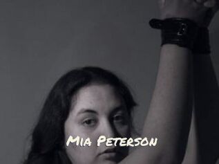 Mia_Peterson