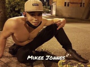 Mikee_Jonnes