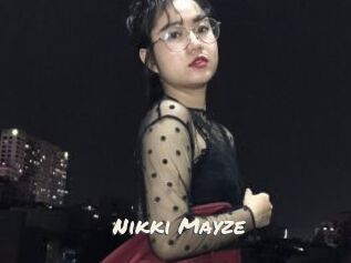 Nikki_Mayze