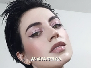 Nikyastark Vierges
