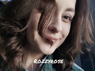 Rozzyrose