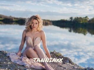 TANNIAxX