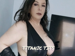 TITANIC_TITS Vierges