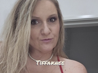 Tiffaknee