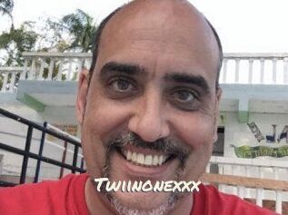 Twiinonexxx
